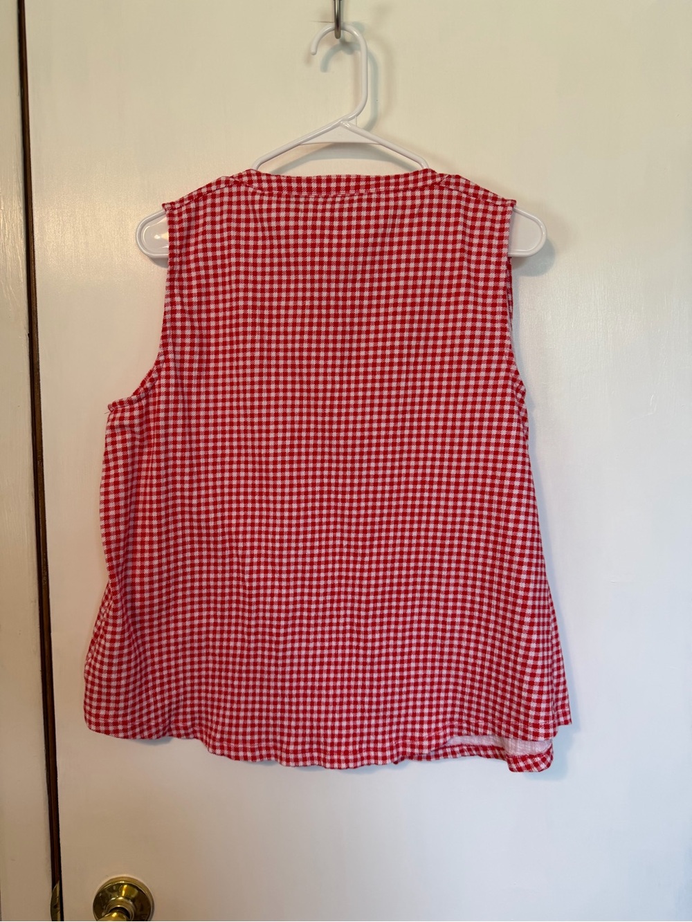 Lands' End Red Gingham Sleeveless Button-Down Top - Picture 3 of 3